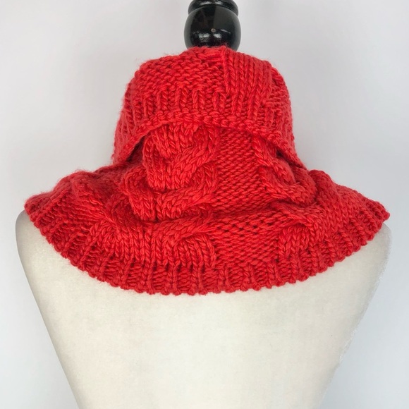 Gap cable-knit neck warmer snood - Picture 2 of 4